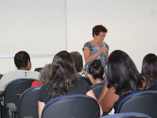 Campus Vitória realiza IV Semana de Letras