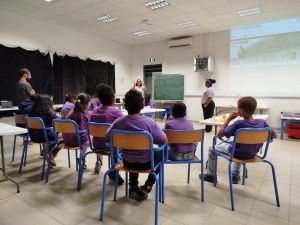 Projeto de extensão do Ifes promove atividade com crianças na Guiana Francesa
