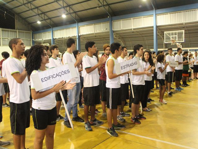 Campus Vitória realiza cerimônia de abertura dos Jogos Esportivos